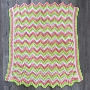 Baby Blanket Afghan Throw Crochet Knit Pink Green White Chevron 35x45” Handmade
